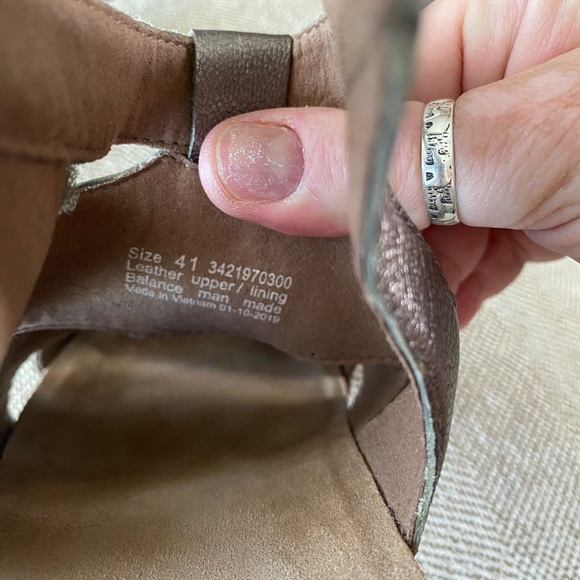 Dansko Metallic Leather Platform Wedge Sandal. 2 Inch Heel. Size 41, 10.5-11 US. - Picture 13 of 13